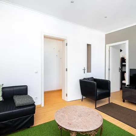 Whome | Trigueiros Downtown Апартаменти *